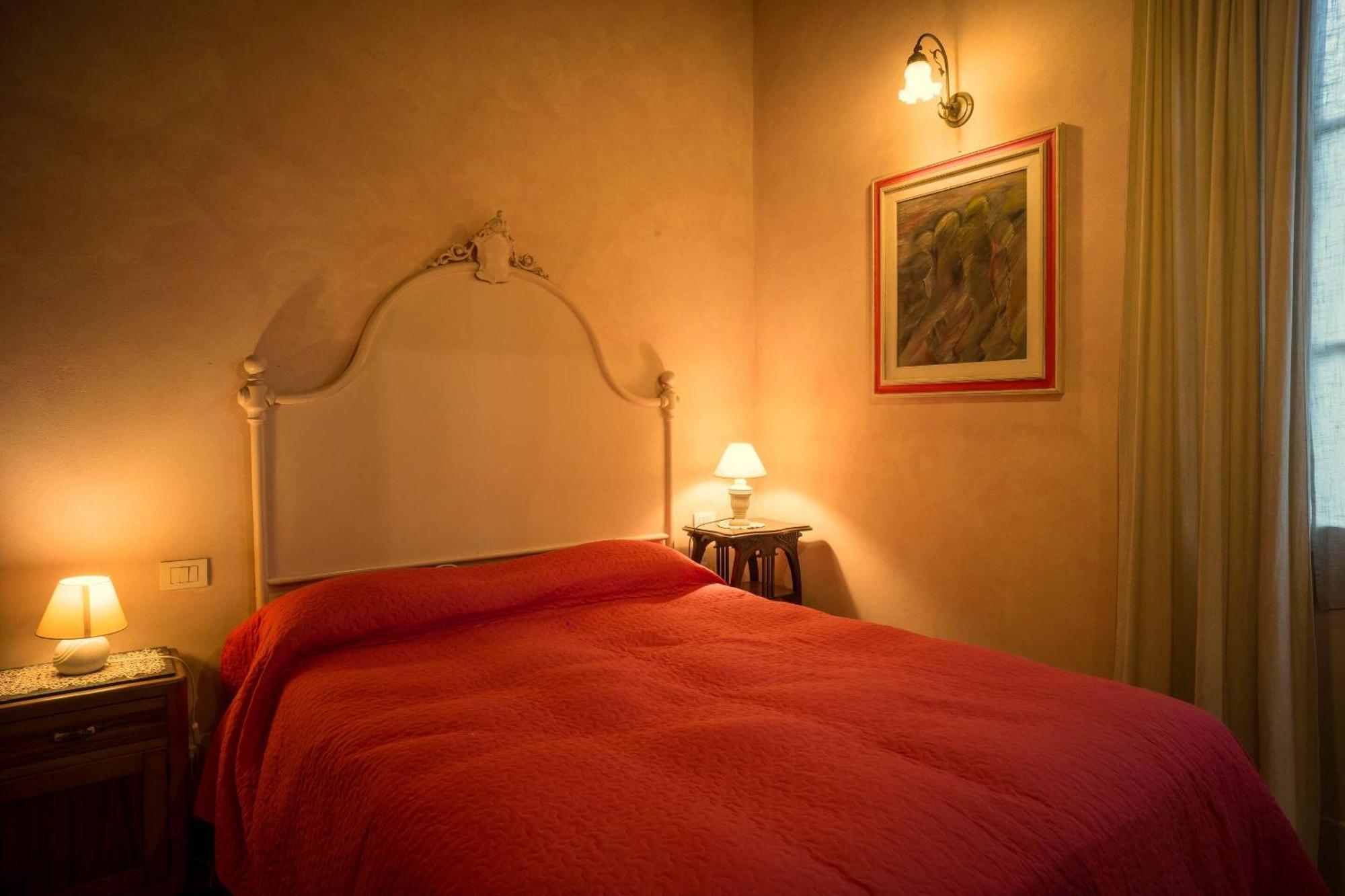 Marta Guest House Lucca Bilik gambar